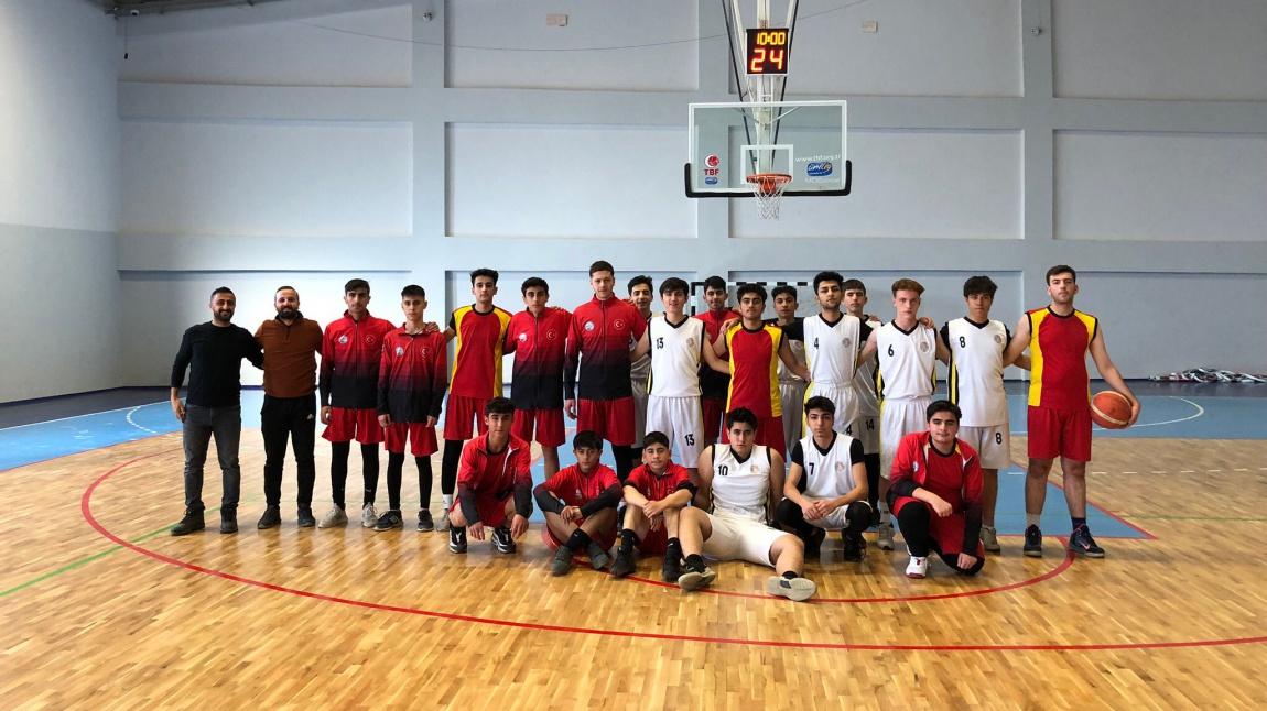 Basketbol Erkek Takımımız İl Genelinde Yapılan Turnuvada 2. Olmuştur…
